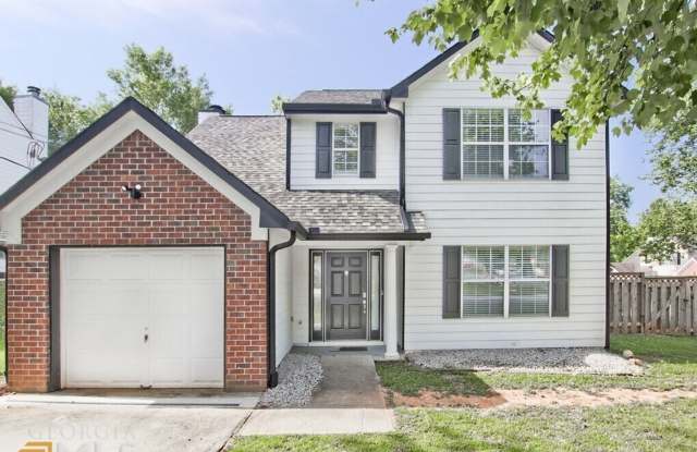 Room in 3 Bedroom Home at Browns Mill Trl photos photos