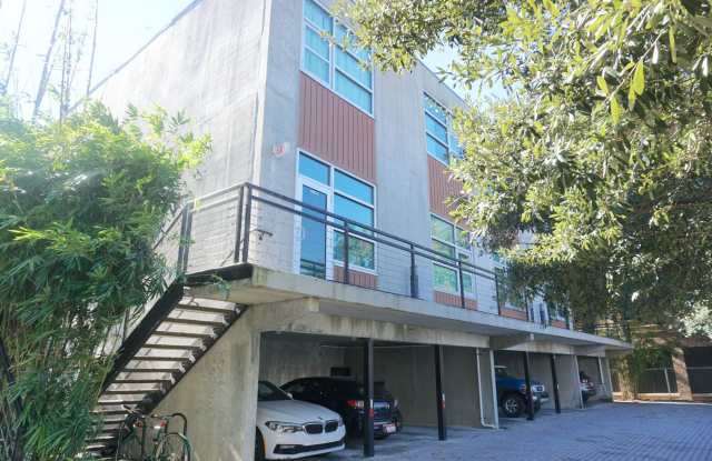 2 BED | 2.5 BATH | URBAN CONDO | DOWNTOWN | AVAILABLE NOW photos photos