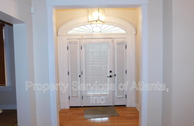 675 Grady Pl SW Gallery 4