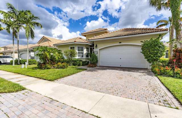 2312 Curley Cut Gallery 1