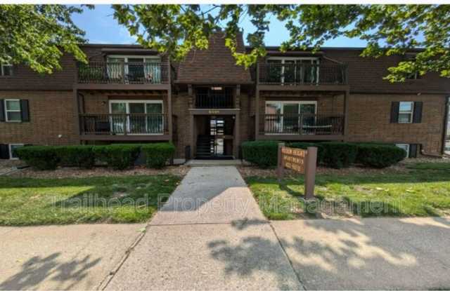 5801 Woodson St - 5801 Woodson Drive, Mission, KS 66202