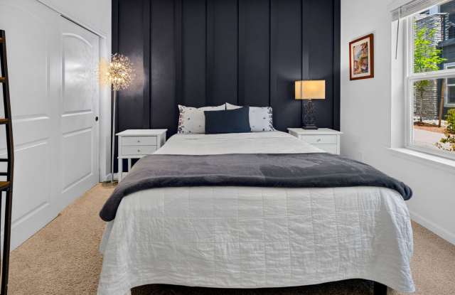 Spacious 4BR Townhome in Colorado Springs Gallery 4