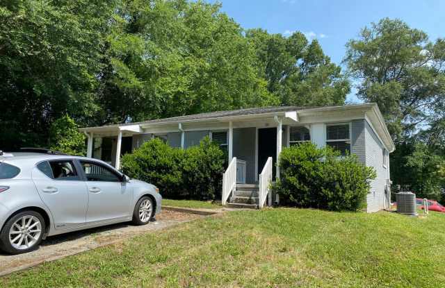 2Bed/1Ba Duplex close to Downtown Concord Fully Renovated with Laundry Room on Site Gallery 1