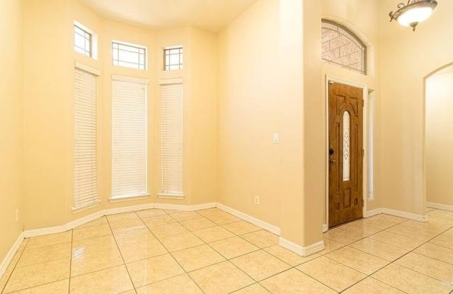 919 Hill Country Road Gallery 4