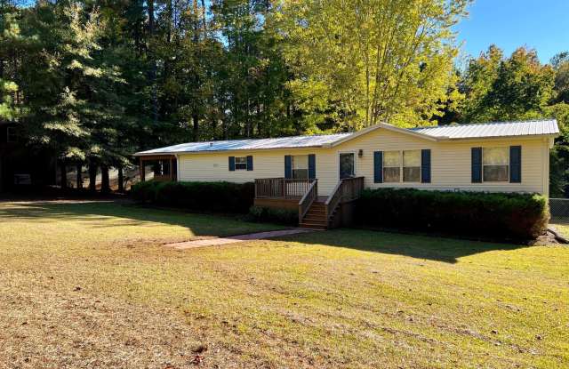 Fully Furnish with a relaxing LAKE access! photos photos
