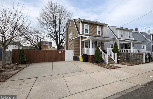 1045 QUINTON Avenue photos photos