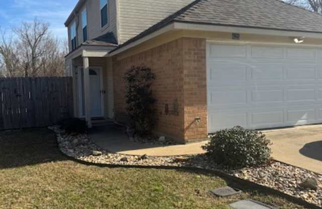 3/2/2 Gated Community, Fenced Yard, Pool Access photos photos