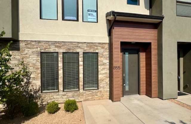Woodland Estates Townhome photos photos