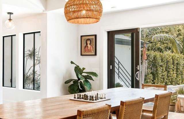 29328 Heathercliff Rd Gallery 3