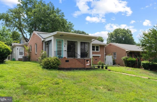 1707 HAMPTON STREET - 1707 Hampton Street, Richmond, VA 23220