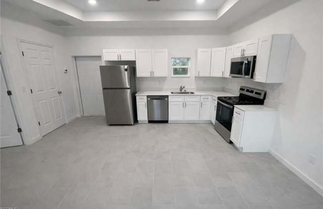 Brand-New 1-Bedroom Home in Lehigh Acres Gallery 3