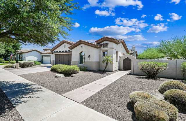 873 W Elm Court - 873 Elm Street, Litchfield Park, AZ 85340