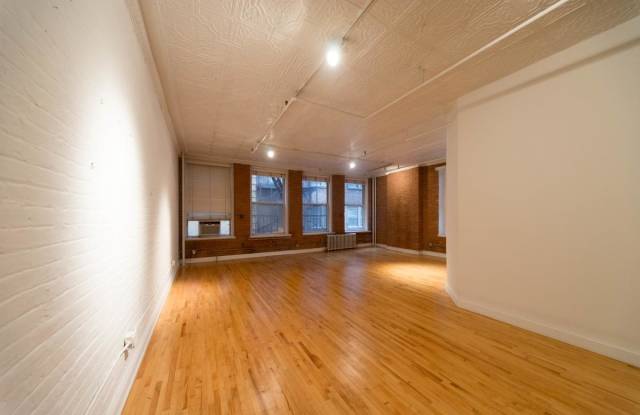 47 Ann Street Gallery 4