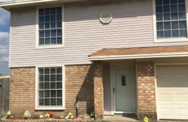3 Dallas Ct. 1 - 3 Dallas Court, Angleton, TX 77515