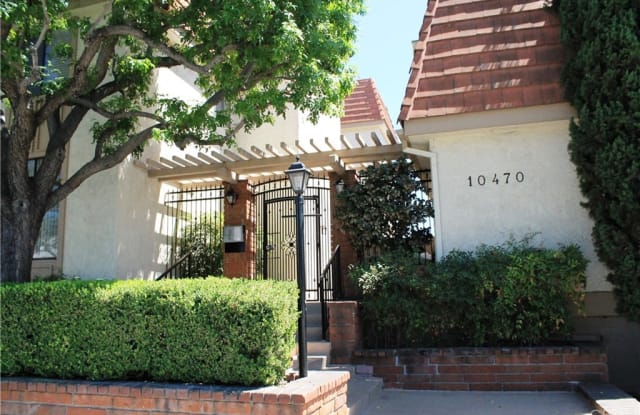 10470 Riverside Drive - 10470 Riverside Drive, Los Angeles, CA 91602