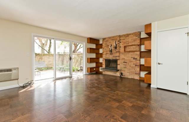 588 W Hawthorne Pl Gallery 2