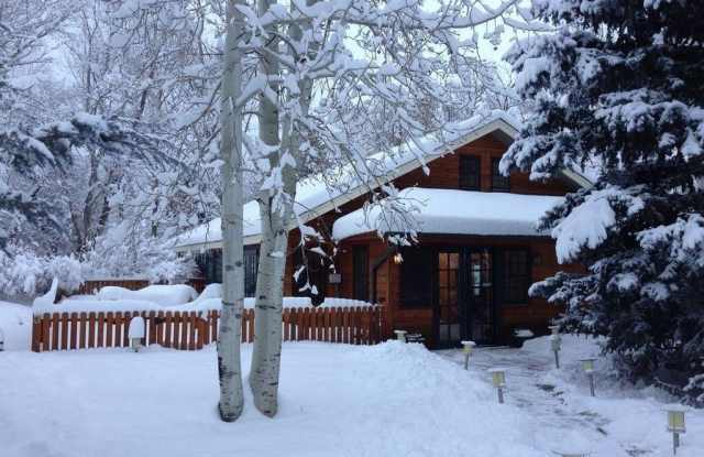 373 Sopris Creek Road unit: 3 photos photos