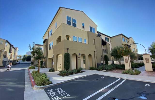2435 S Tapestry Way Gallery 2