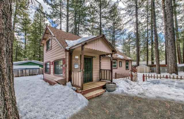 2580 Rose Avenue photos photos