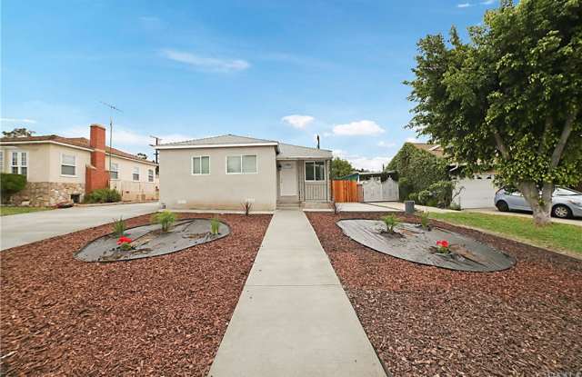 2000 N Rowan Avenue - 2000 North Rowan Avenue, Los Angeles, CA 90032