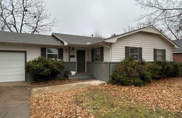 1814 W. 5th Avenue Gallery 1