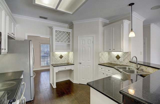 5101 Cavendish - 4/Bed 2.5/Bath - $2,795/month Gallery 3