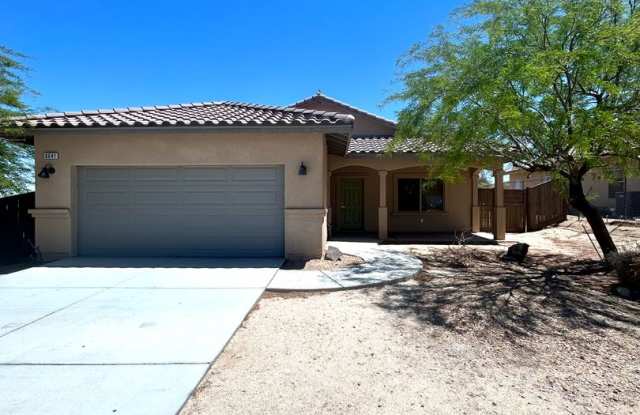 Spacious 4 Bedroom / 2 Bathroom energy efficient home photos photos
