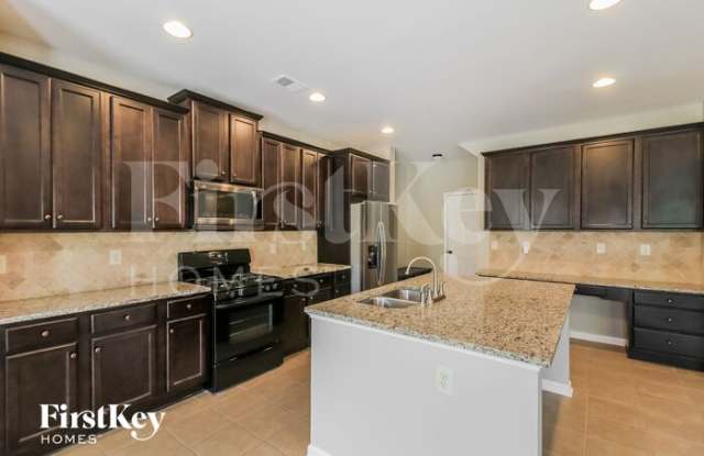 3824 Hawk Tail Drive Gallery 4