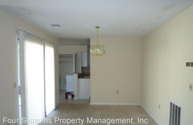4900-F Spring Lake Drive Gallery 4