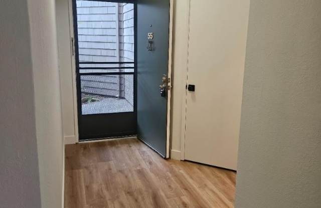 55 Cove LN Gallery 2
