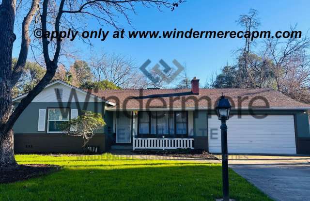Arden Arcade 3 bedroom/ 2 bath on HUGE lot – Space, Location, and Charm! photos photos