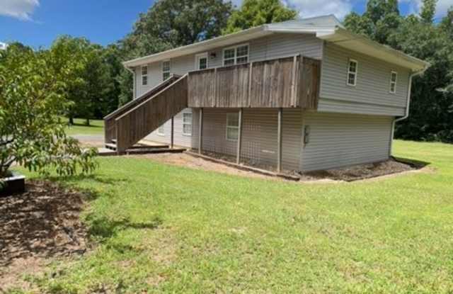 3 Bedroom 1 Bath Duplex - 5230 Mat Morrow Road, Marshall County, AL 35016
