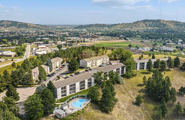 Pointe West Gallery 1