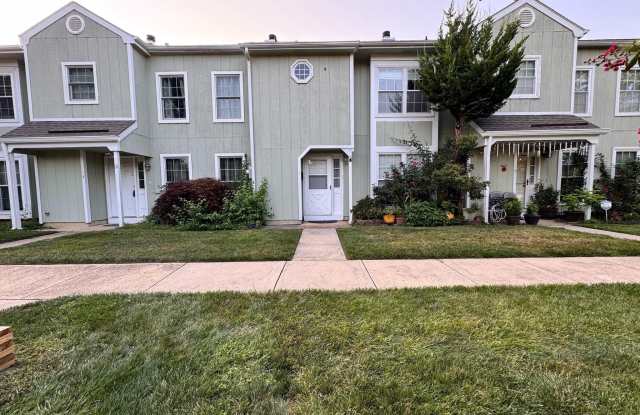 4 POND VIEW Drive - 4 Pond View Drive, Plainsboro Center, NJ 08536 4 POND VIEW Drive - 4 Pond View Drive, Plainsboro Center, NJ 08536