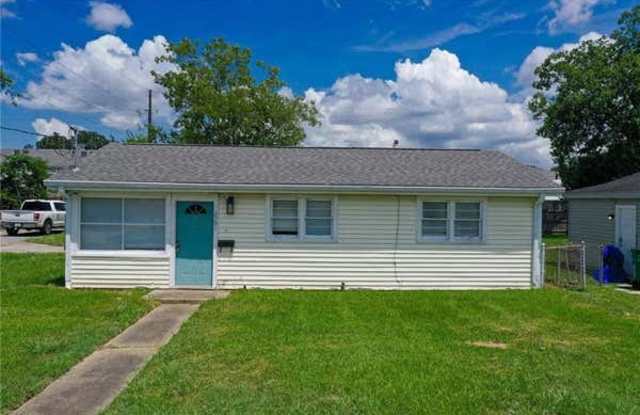 2701 Rose Drive photos photos