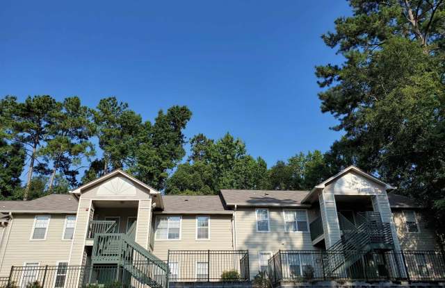 1100 Greentree Court Gallery 1