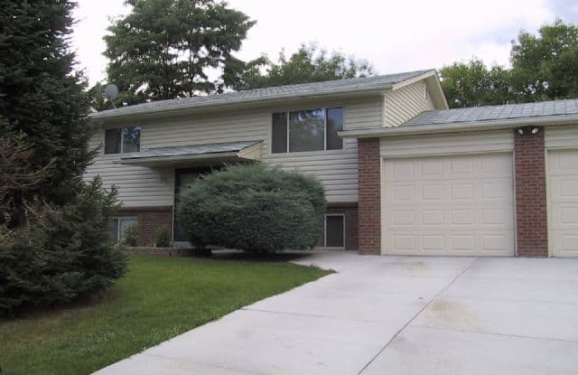 3945 Hoyt Court Gallery 2