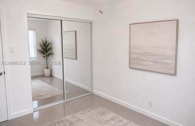 309 Phippen Waiters Rd Gallery 4
