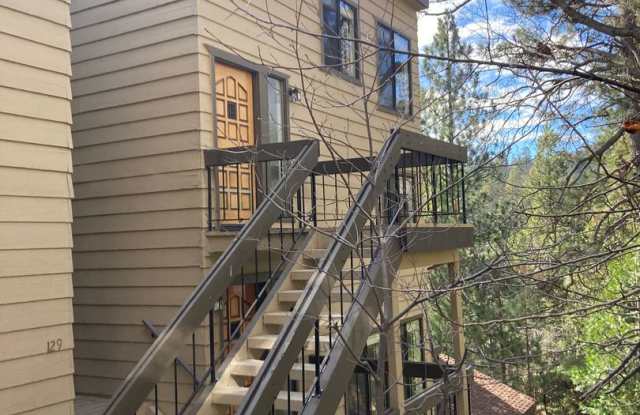 Enchanting Four Bedroom Two and Half Bath Condo in North Meadow Bay. photos photos