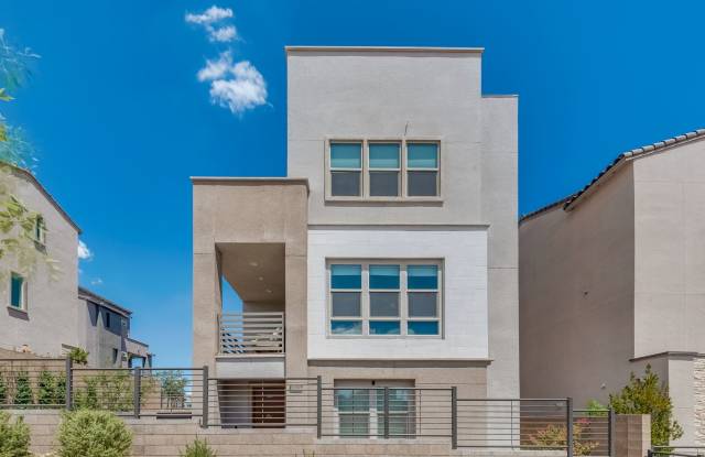 Stunning Modern 3-Story Home in Summerlin with Contemporary Style & Comfort photos photos Stunning Modern 3-Story Home in Summerlin with Contemporary Style & Comfort photos photos
