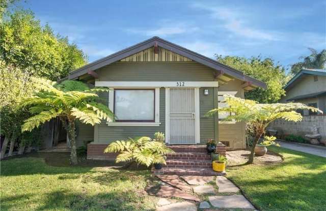 312 Coronado Avenue - 312 Coronado Avenue, Long Beach, CA 90814