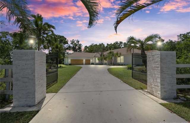 9856 SW Pueblo Terrace - 9856 Southwest Pueblo Terrace, Martin County, FL 34990