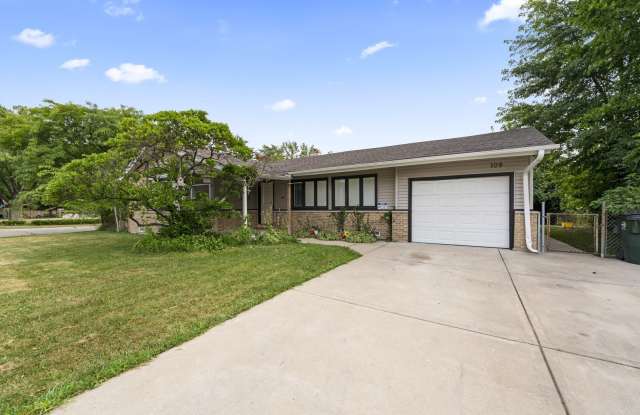 109 Landmeier Road Gallery 2