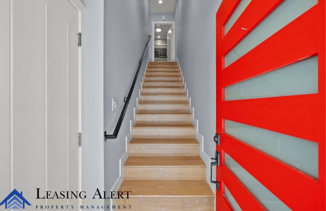 1959 Vista Del Mar Avenue - 1 Gallery 3