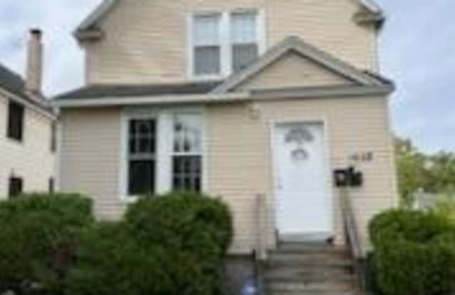 1658 SCHOOL Street - 1658 School Street, Chicago Heights, IL 60411 1658 SCHOOL Street - 1658 School Street, Chicago Heights, IL 60411