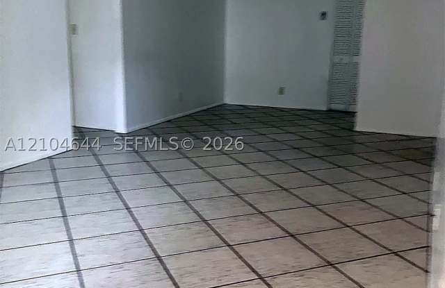 105 Gardens Dr Gallery 4