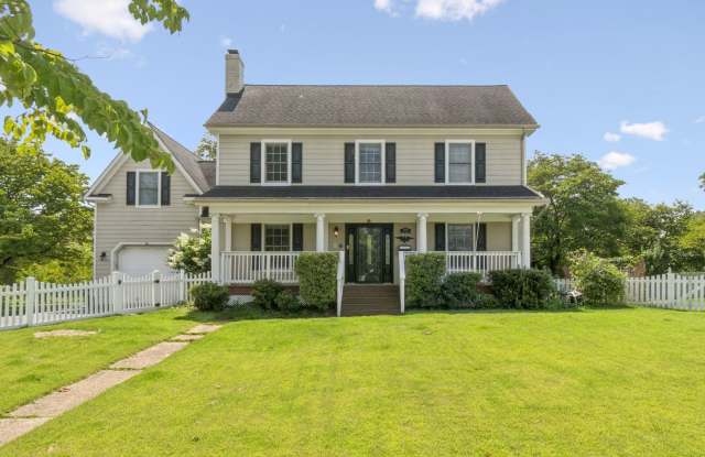 Come experience the charm of 7009 Hickory Hill Road—where the white picket fence isn’t just a detail, it’s a lifestyle. photos photos