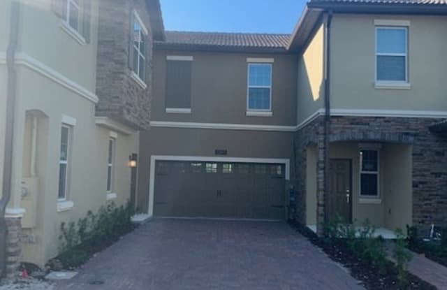 1391 Shinnecock Hills Dr - 1391 Shinnecock Hills Drive, Four Corners, FL 33896