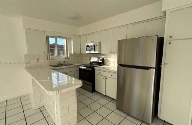 327 NE 1st St # 1 photos photos