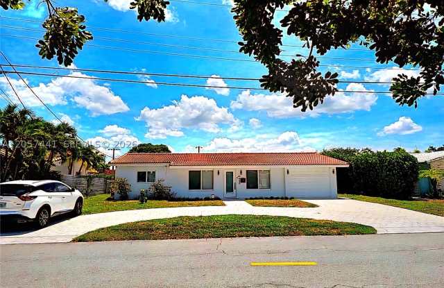 1430 NE 53rd Ct photos photos
